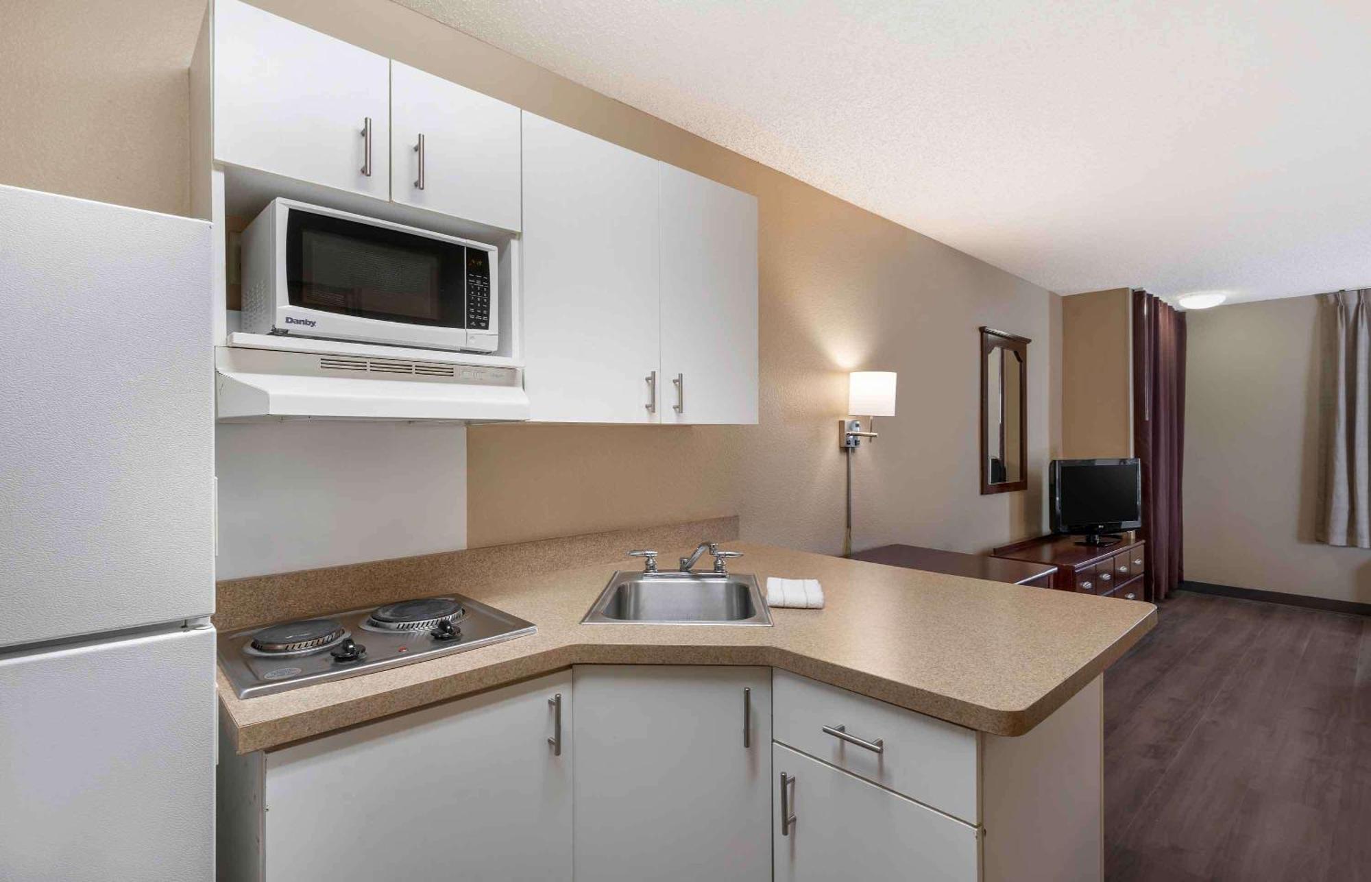 Extended Stay America Suites - Portland - Beaverton Hillsboro - Eider Ct Экстерьер фото